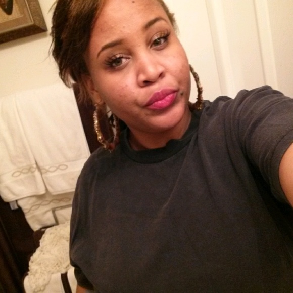 Meet your Posher, Tajay - Picture 1 of 1